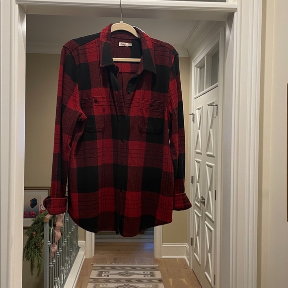 Faherty Tops - Faherty red plaid flannel shirt